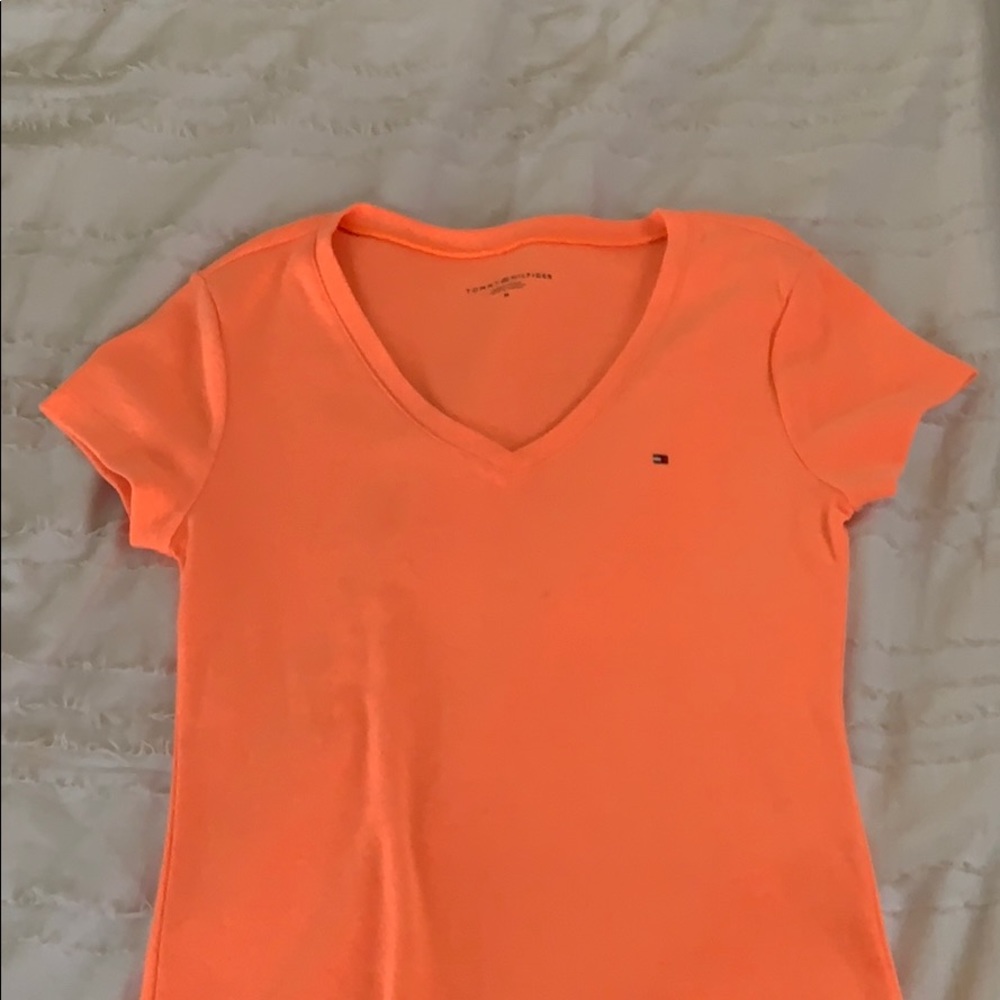 tommy hilfiger v-neck short sleeve